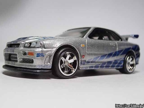 ホットウィール・ニッサン・スカイラインGT-R_BNR34_04