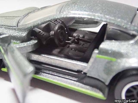 マジョレットミニカーアストンマーチン・ヴァンキッシュ_14