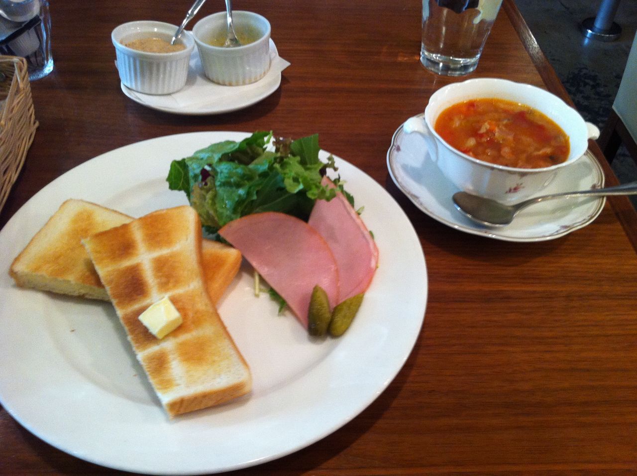 l-creme_plate