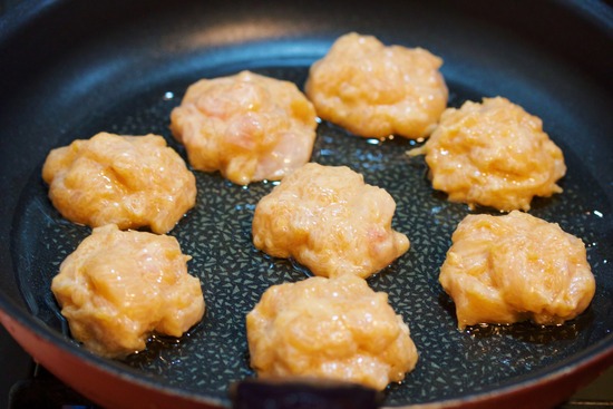 F2E539FD-6D5A-4921-9CCE-2CF4C2B4705C