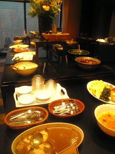 朝食バイキング