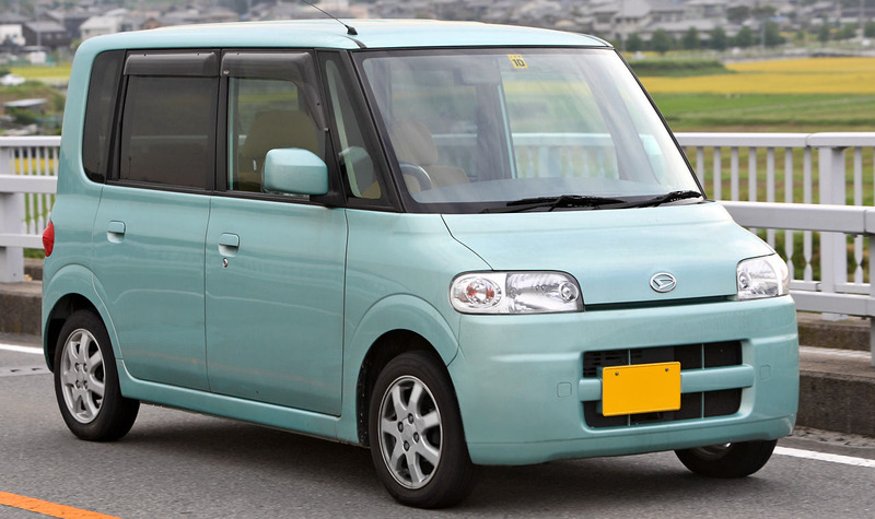 Daihatsu_Tanto_001