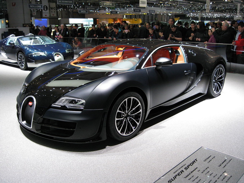 1280px-2011-03-04_Autosalon_Genf_1222