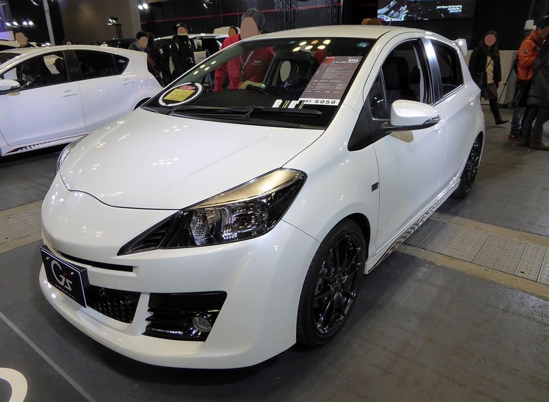 OSAKA_AUTO_MESSE_2015_(155)_-_Toyota_Vitz_RS“G’s”_(NCP131)