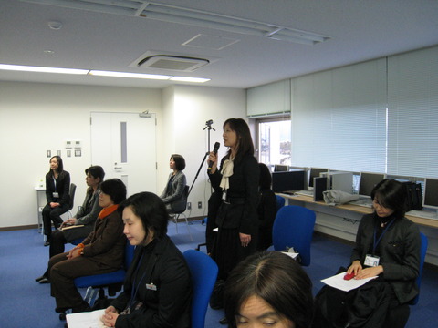 20120206-003