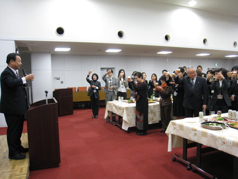 20120206-004