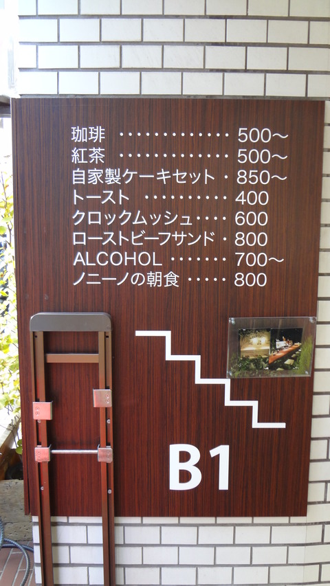046