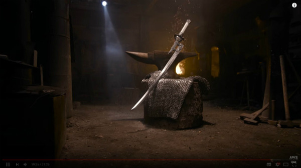 『ニーア オートマタ』海外の鍛冶職人、大型剣「白の約定」をリアルに制作！