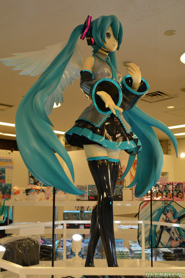 羽田空港にオープンした「初音ミク ウイングショップ」フォトレポート_0386