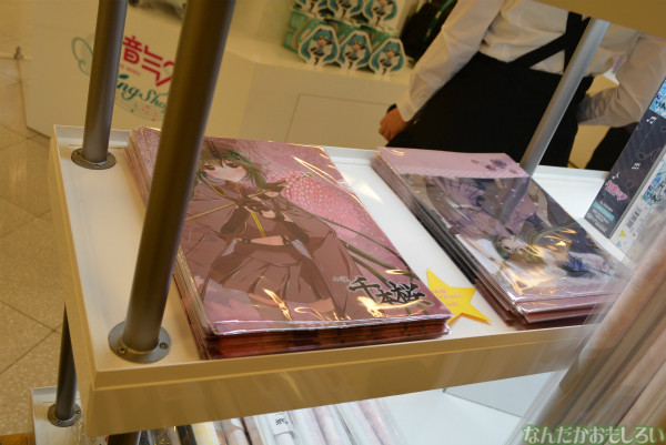 羽田空港にオープンした「初音ミク ウイングショップ」フォトレポート_0406