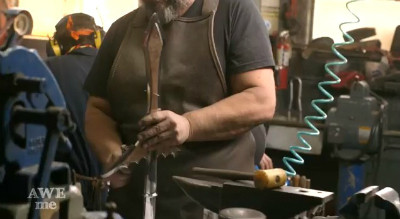 海外の鍛冶職人が「鋼の錬金術師」エドの槍を作成！果物ザックザク！