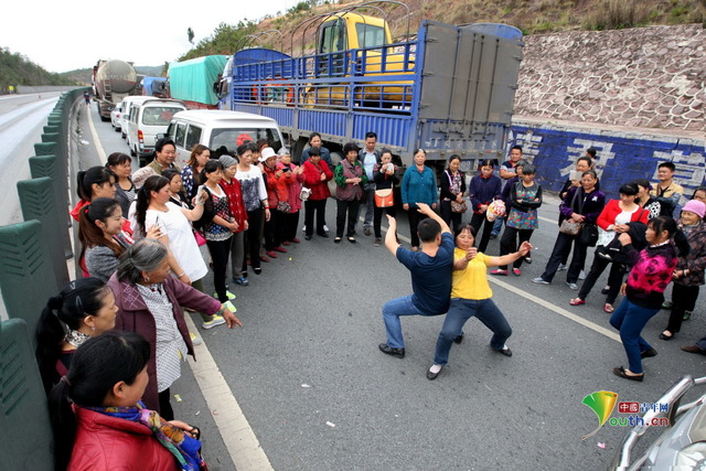 高速道路ダンス_1