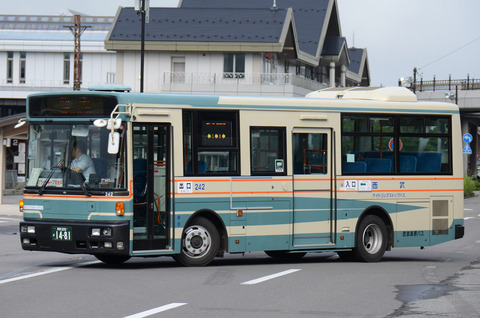 西武高原バス A7-242 : ざっしーのただ載せてゆくだけ