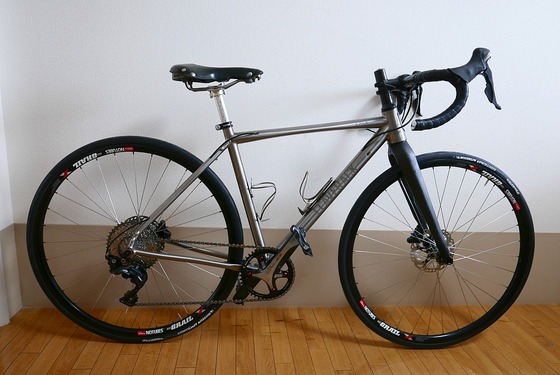 チタン・グラベルロード 完成 : iwanの自転車日記 チタン・グラベルロード 完成 : iwanの自転車日記
