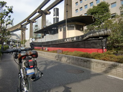 東京港建設事務所前
