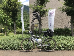 自転車ゆりーと像