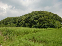 稲荷山古墳