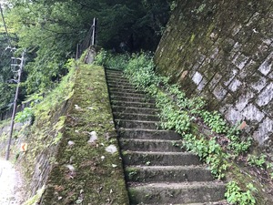 川野ロープウェイ三頭山口駅入口