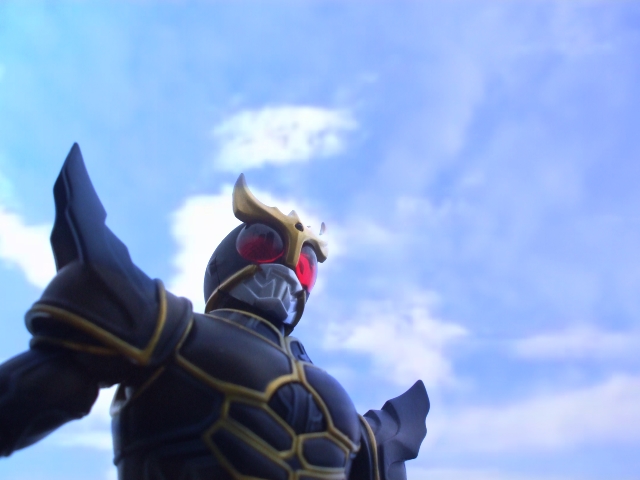 バンダイ S.H.F 仮面ライダークウガ アルティメットフォーム バンダイ S.H.F 仮面ライダークウガ アルティメットフォーム