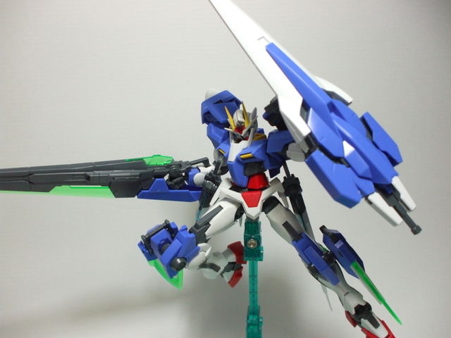 バンダイ HG 機動戦士ガンダム00V 1/144 ダブルオーガンダムセブンソ… HG 1/144 ダブルオーガンダム セブンソード/G｜バンダイ ホビー