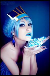 http://fc09.deviantart.net/fs70/f/2012/014/f/e/fe8d830d32d81806e6537efe37ece717-d4mcc6h.jpg