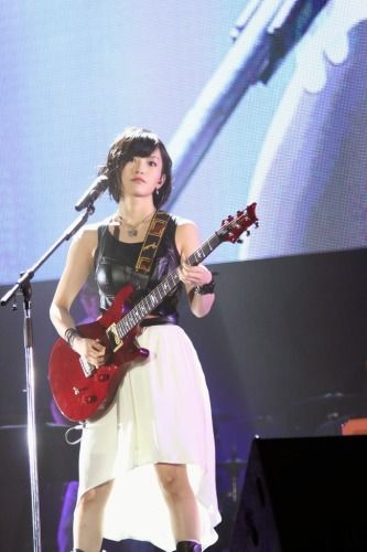 sayaka_guitar02