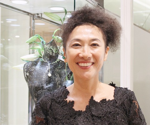 川添微