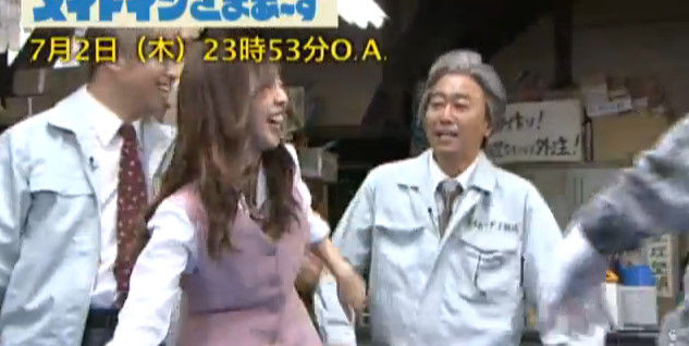 ともちんこと元AKB48板野友美さん　YouTubeで1300人収容の会場でのライブ開催を告知　しかしながら再生回数が1ヶ月経った現在400回位 	YouTube動画>1本 ->画像>9枚 