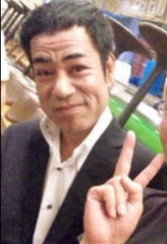 名倉潤