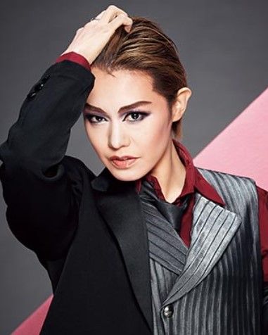 宝塚歌劇団宇月颯ブロマイド 宝塚 月組 OG 【宇月 宇月颯