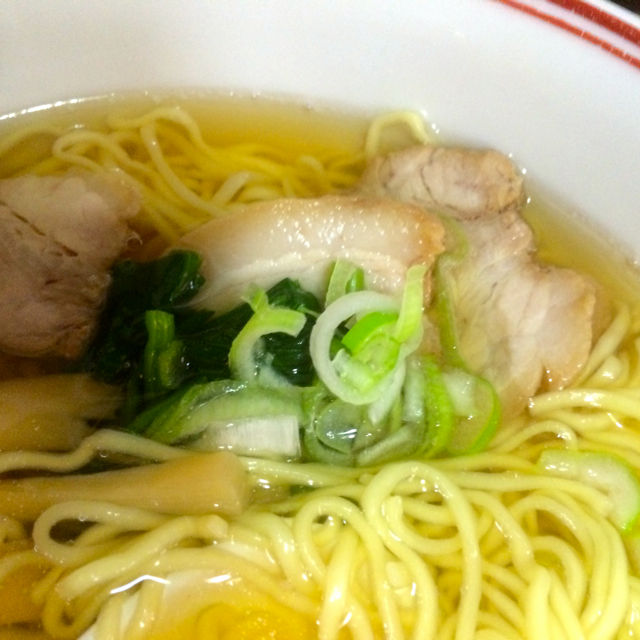 く3