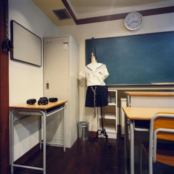 what_a_japanese_love_hotel_really_looks_like_640_14