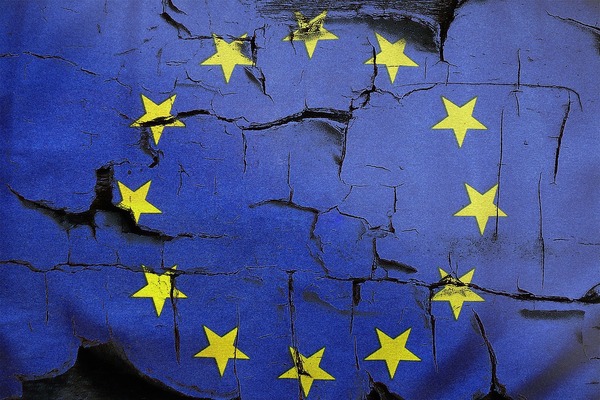 EUr