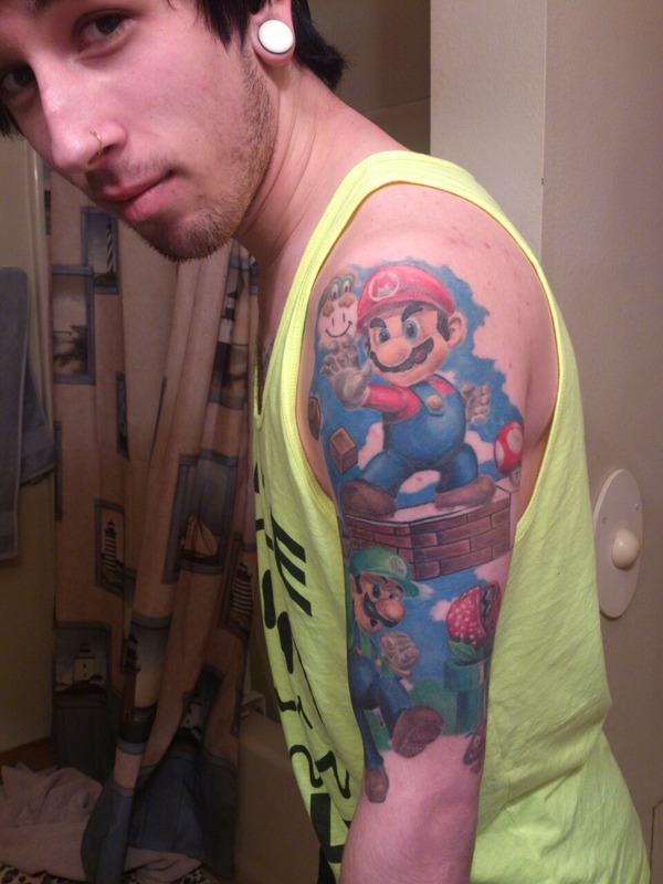 hinh-xăm-mario-2