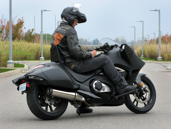 honda-nm4-02-2015-moto