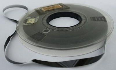 Sony-magnetic-tape-185-TB-400x242