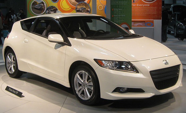640px-2011_Honda_CR-Z_front_--_2010_DC