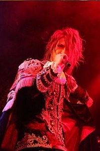 250px-Kamijo_Versailles