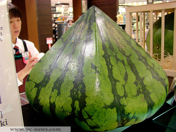 shaped-watermelon