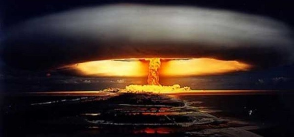 US-planned-nuclear-war-on-Russia-China-640x300