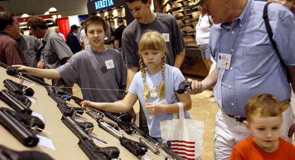 130115_nra_convention_kids_
