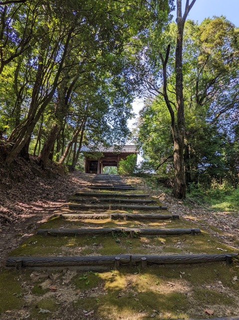 石峯寺3