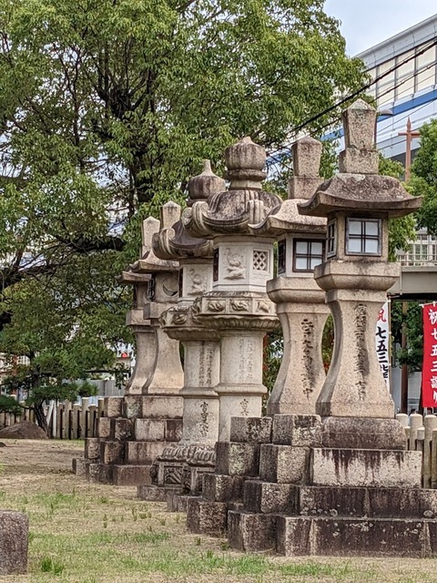 南門の右手3