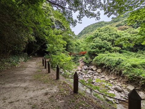 奥の院へ