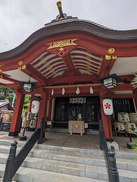 16.拝殿3