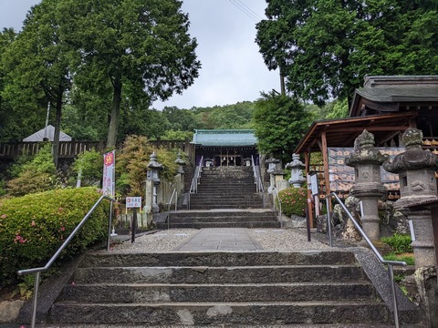 白國神社参道②