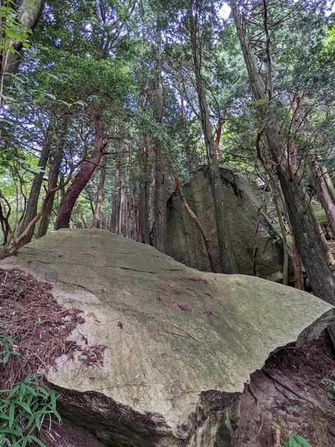 心経岩