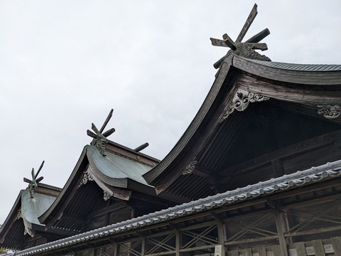 住吉神社本殿屋根