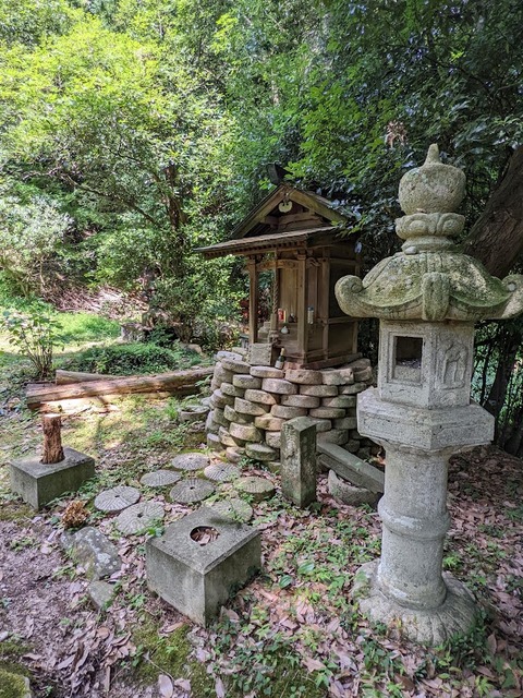 臼稲荷