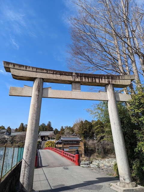 鳥居
